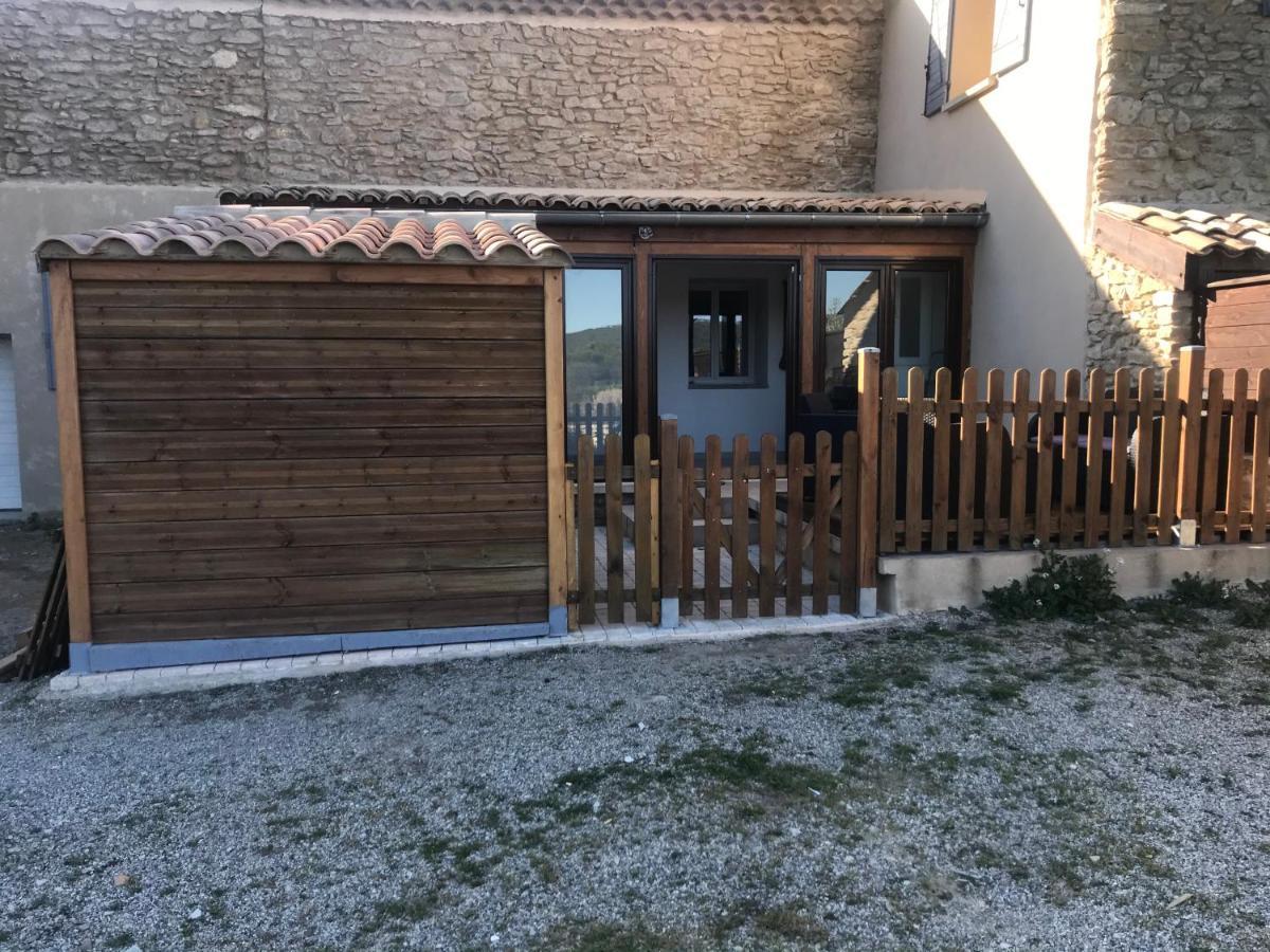 GÎTE du SERRE de BOUDRE Buisson Extérieur photo
